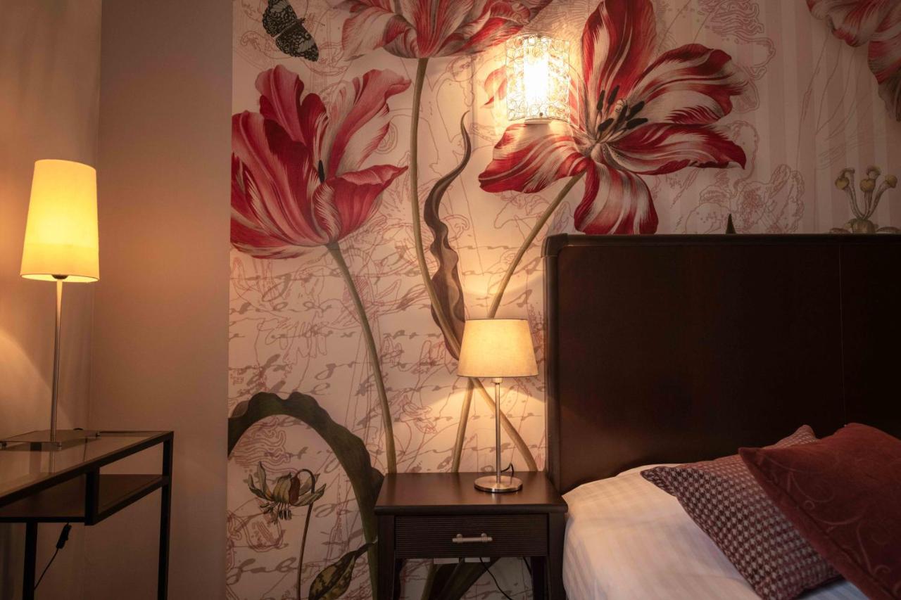Logis Hotel La Croix Blanche Fontevraud Εξωτερικό φωτογραφία