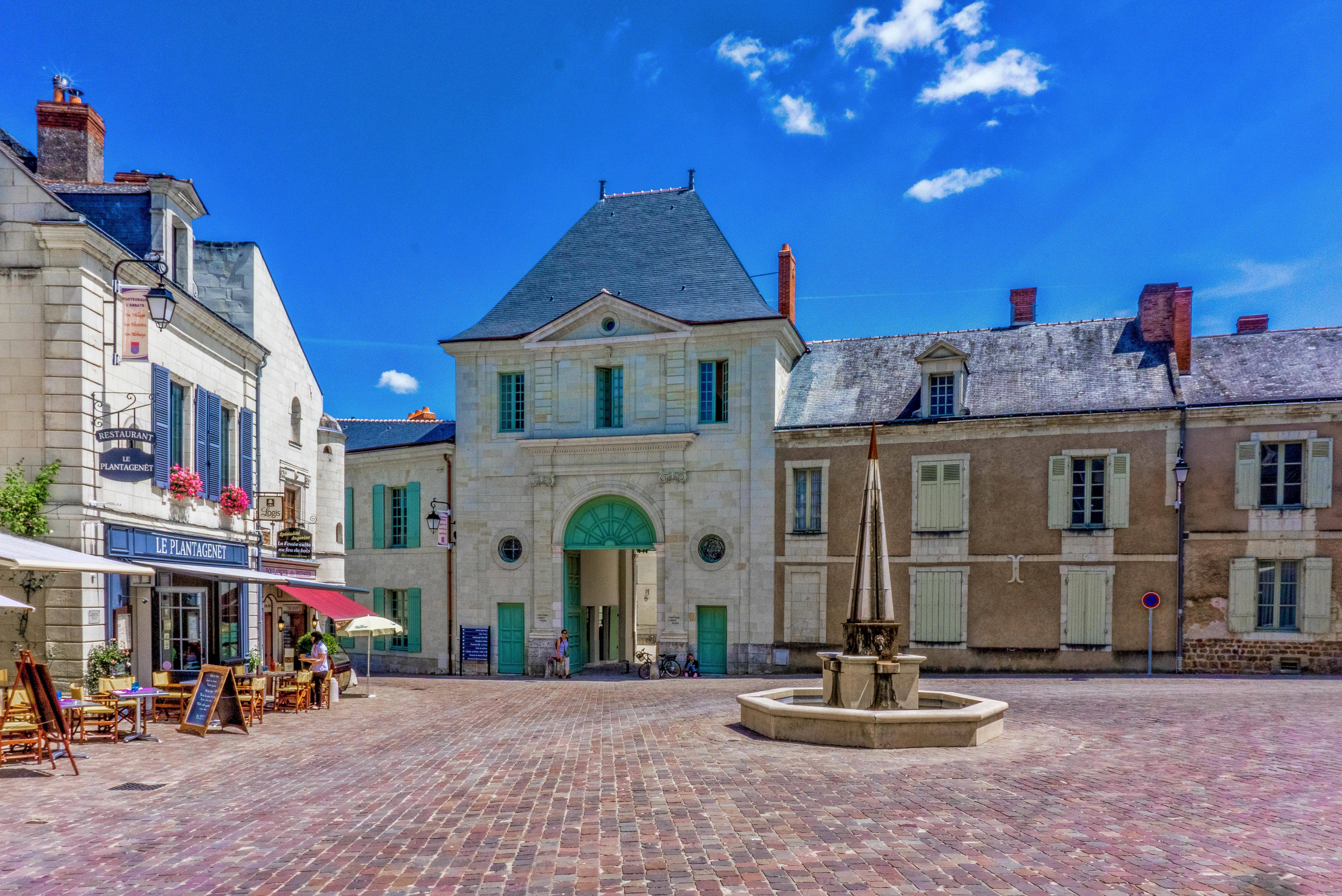 Logis Hotel La Croix Blanche Fontevraud Εξωτερικό φωτογραφία