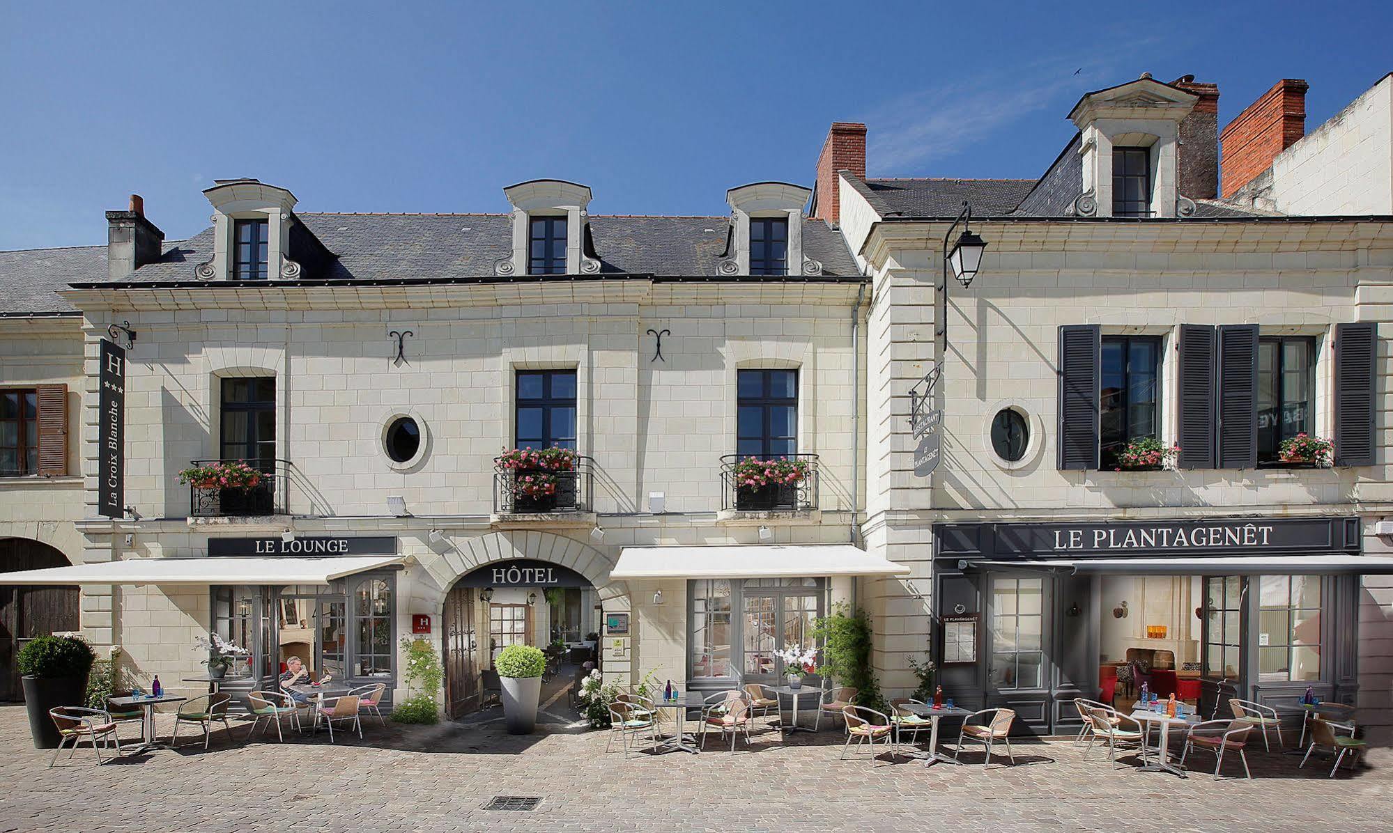 Logis Hotel La Croix Blanche Fontevraud Εξωτερικό φωτογραφία