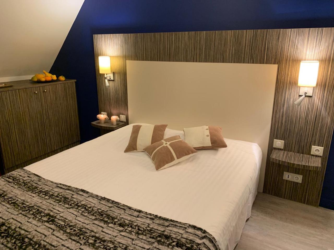 Logis Hotel La Croix Blanche Fontevraud Εξωτερικό φωτογραφία